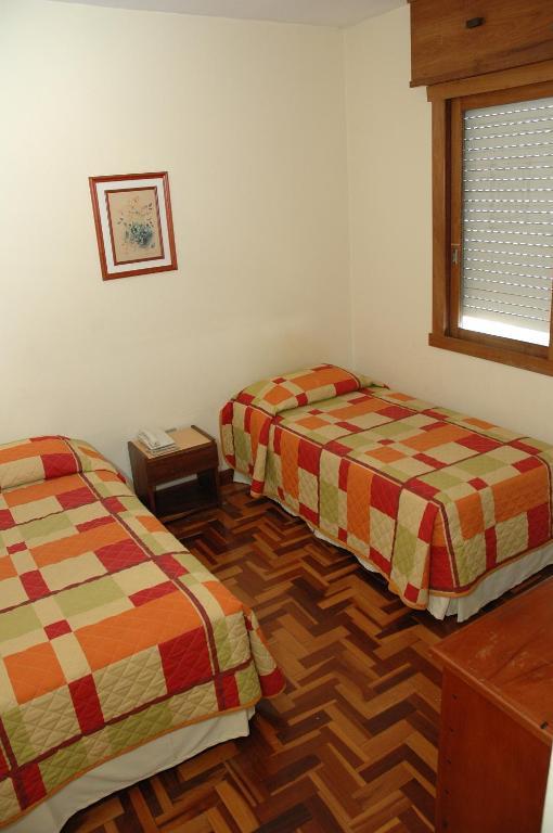 Hotel Porto Alegre Quarto foto