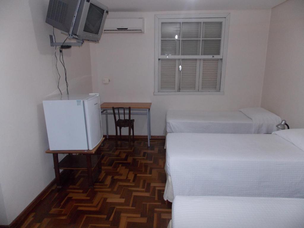 Hotel Porto Alegre Quarto foto