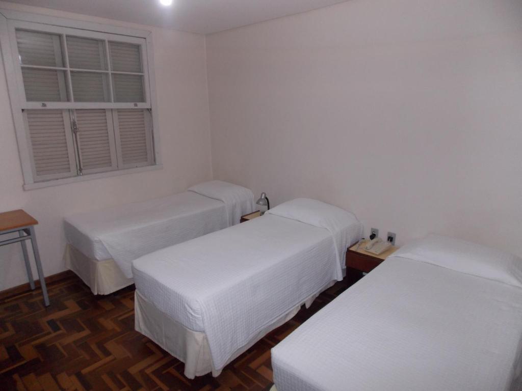 Hotel Porto Alegre Quarto foto